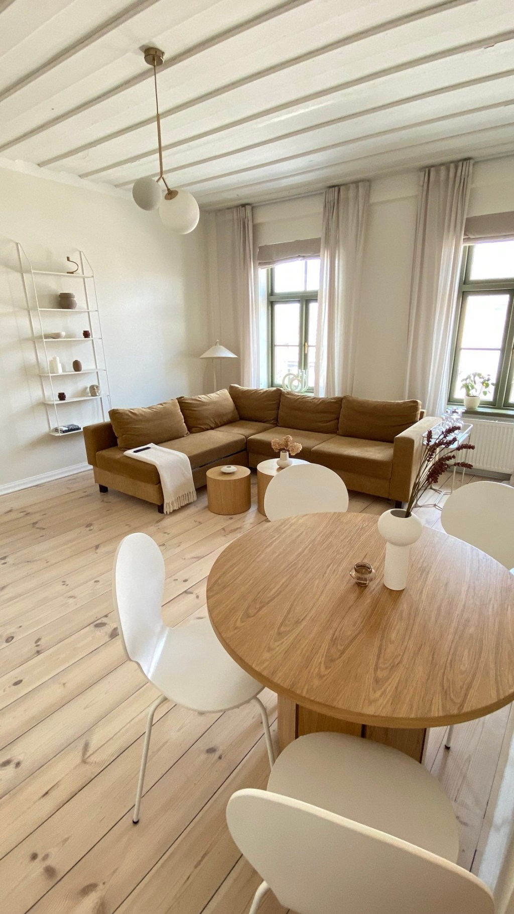 When life gives you lemons you make a lemonade,&nbsp;right😏?&nbsp;